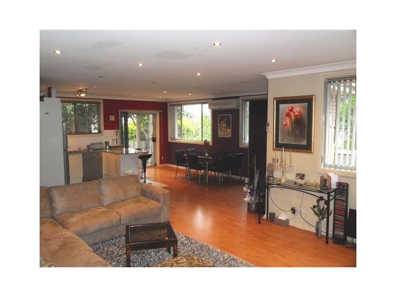 1/684 Victoria Rd, Ermington NSW 2115