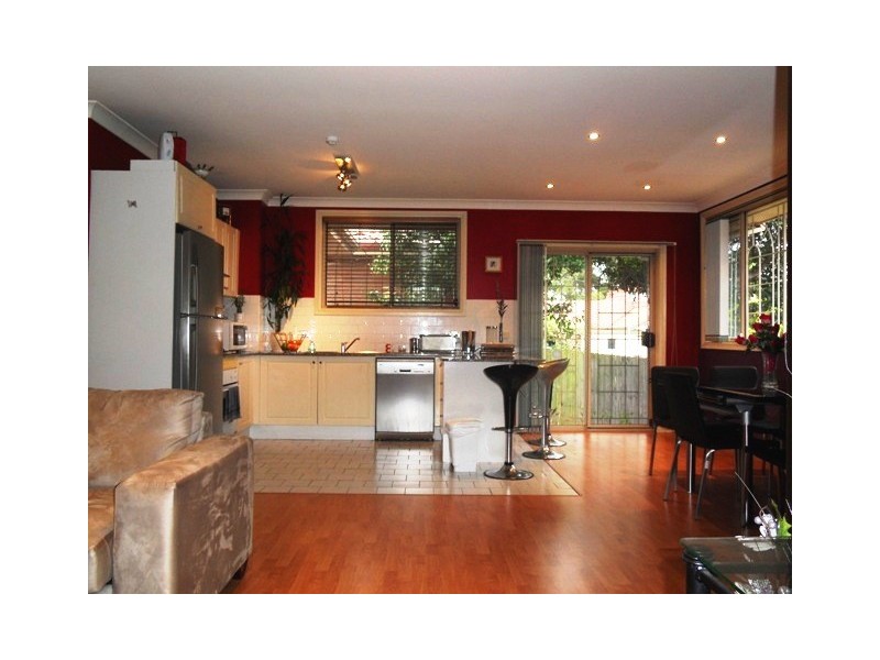 1/684 Victoria Rd, Ermington NSW 2115