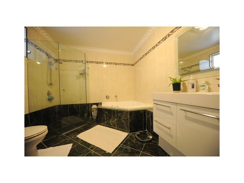 40 Arcadian CCT, Carlingford NSW 2118