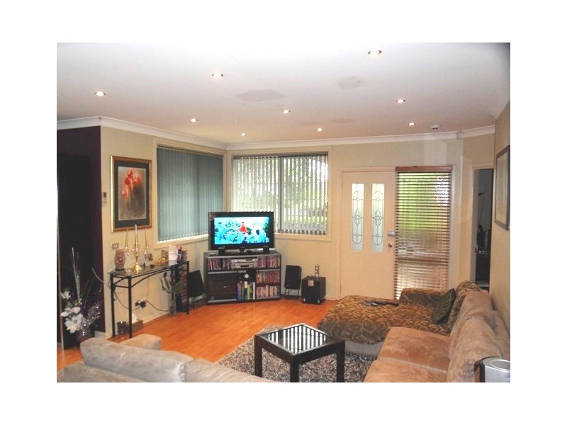 1/684 Victoria Rd, Ermington NSW 2115