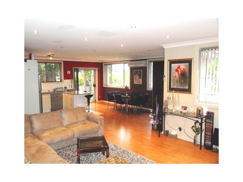 1/684 Victoria Rd, Ermington NSW 2115