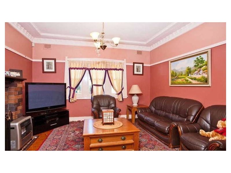 20 Darvall Road, Eastwood NSW 2122