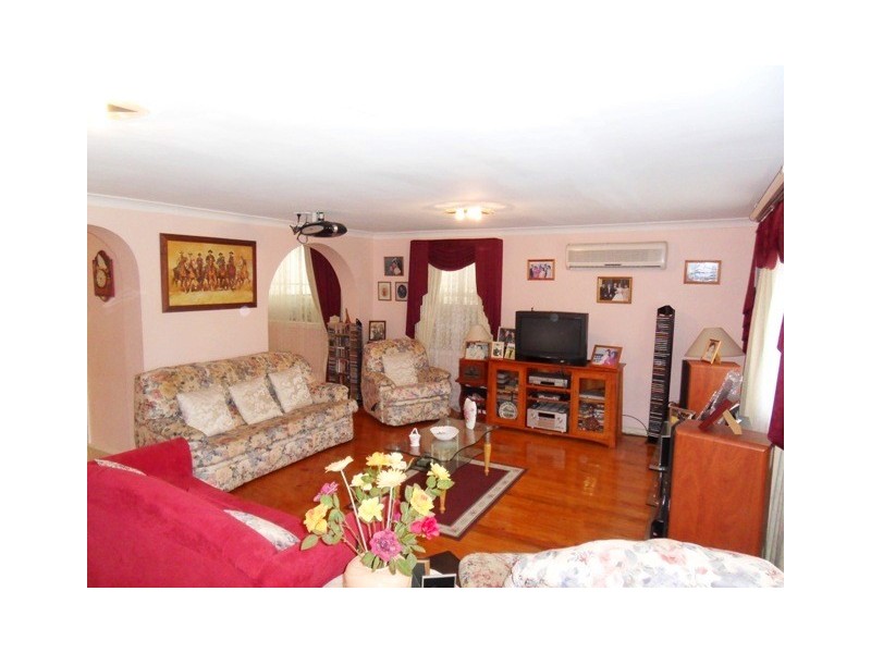 28 Faulds Road, Guildford West NSW 2161