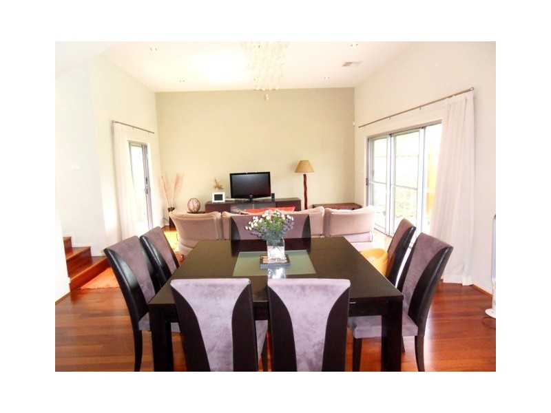 6 Seamist Avenue, Ermington NSW 2115