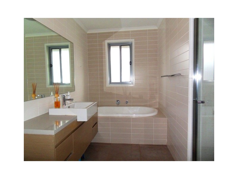 6 Seamist Avenue, Ermington NSW 2115