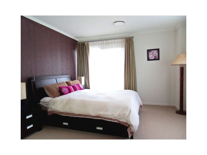 6 Seamist Avenue, Ermington NSW 2115