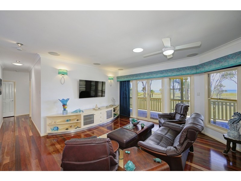 250 Sylvan Drive, Moore Park Beach QLD 4670