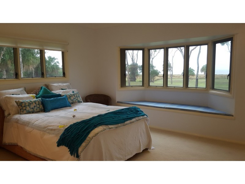 250 Sylvan Drive, Moore Park Beach QLD 4670