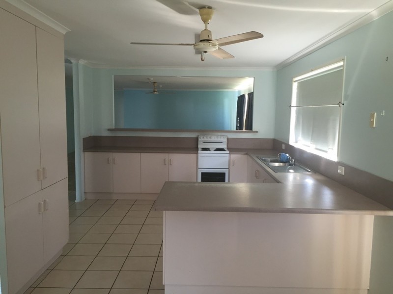 Moore Park Beach QLD 4670