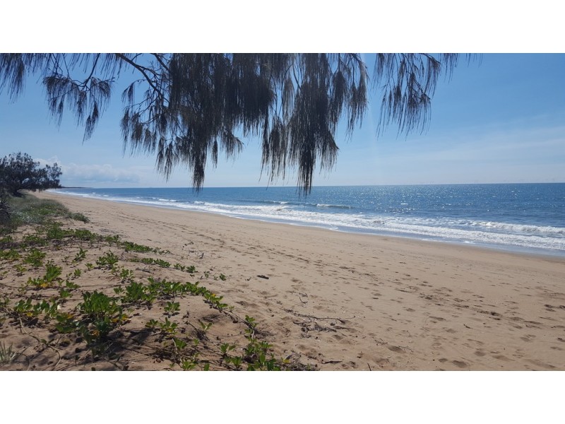2/150 Sylvan Drive, Moore Park Beach QLD 4670
