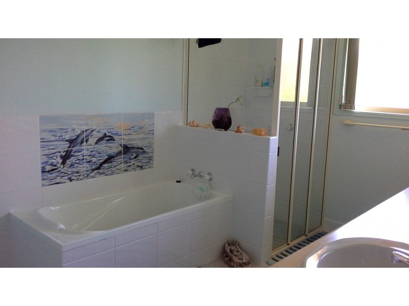 Buxton QLD 4660