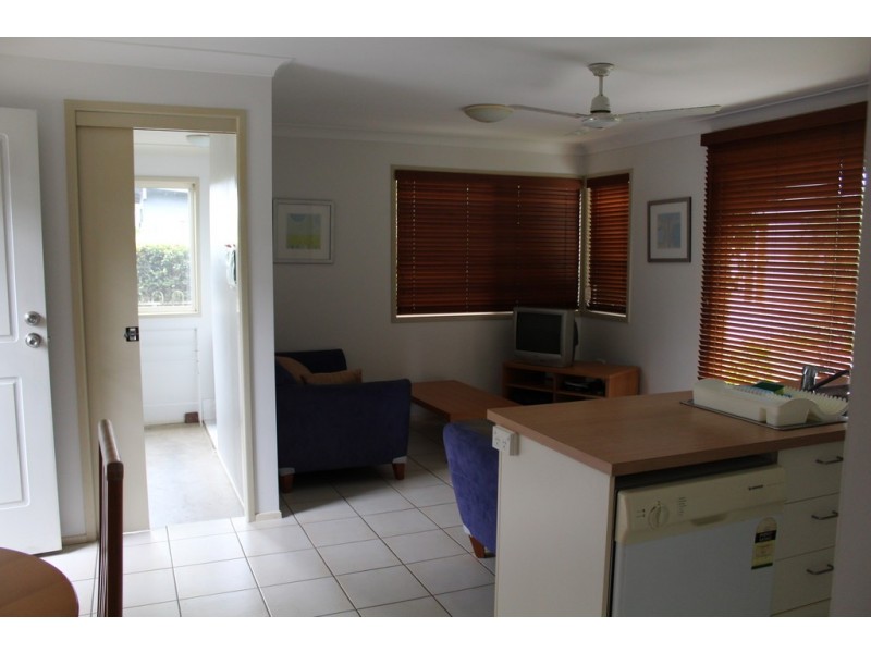 2/75 Sylvan, Moore Park Beach QLD 4670