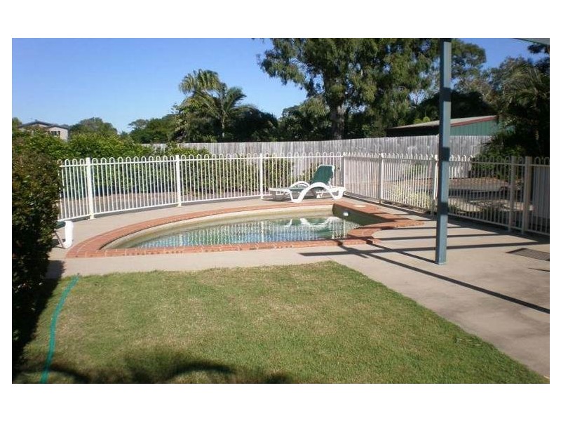 Moore Park Beach QLD 4670