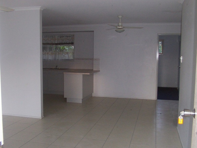 9 Alexander Drive, Moore Park QLD 4670
