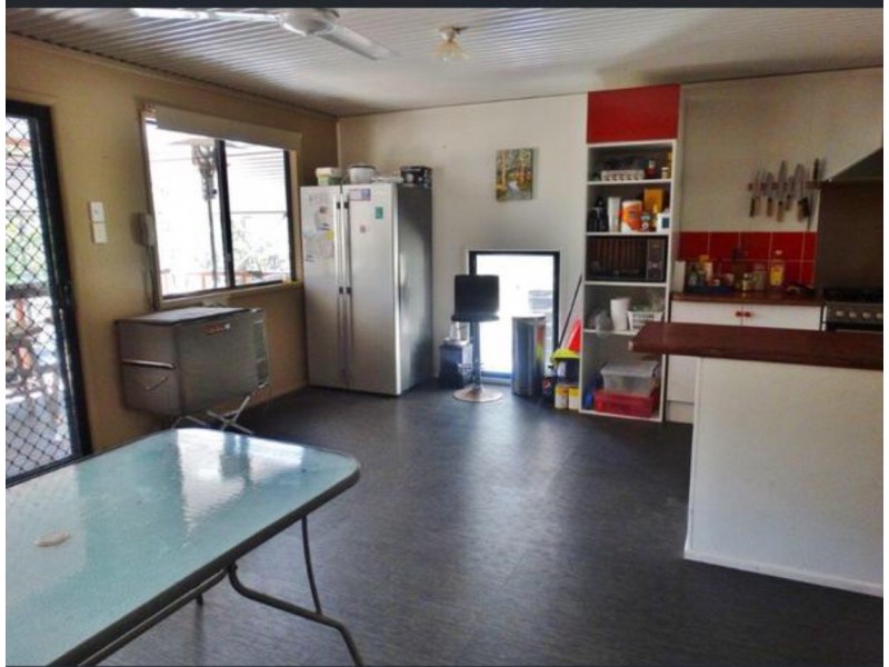 Lowmead QLD 4676
