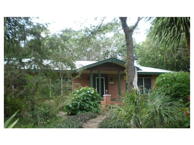 Moore Park Beach QLD 4670