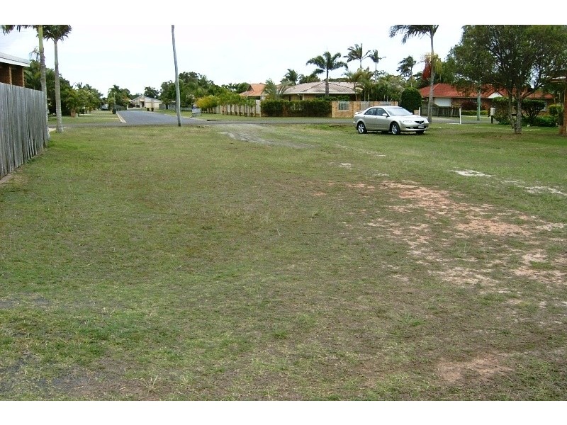 Avenell Heights QLD 4670
