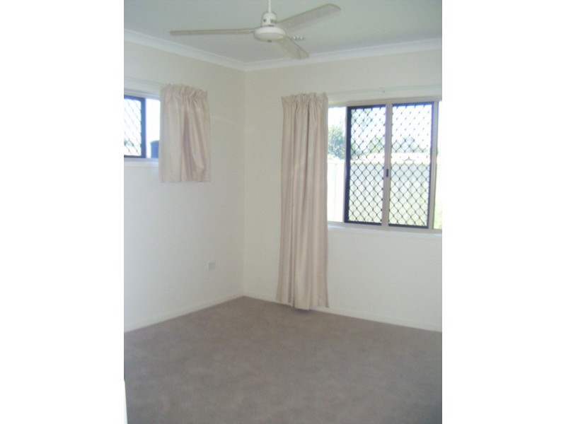 Avenell Heights QLD 4670