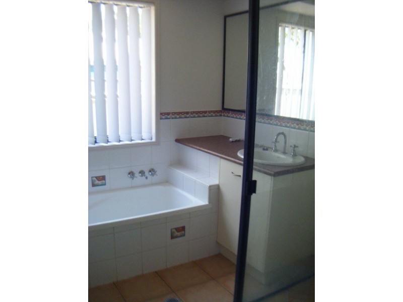 Thabeban QLD 4670