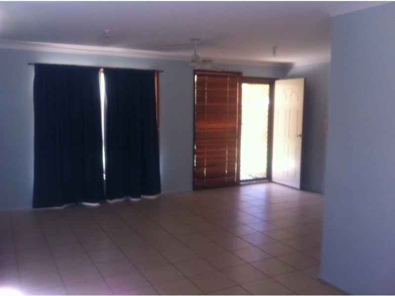 Avenell Heights QLD 4670