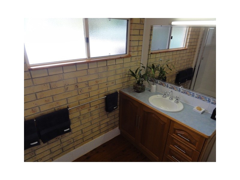 8 Ocean Dr, Seventeen Seventy QLD 4677