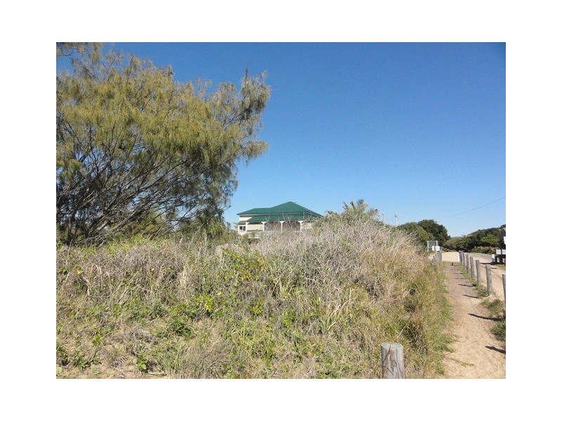 102 Rules Beach Rd, Rules Beach QLD 4674