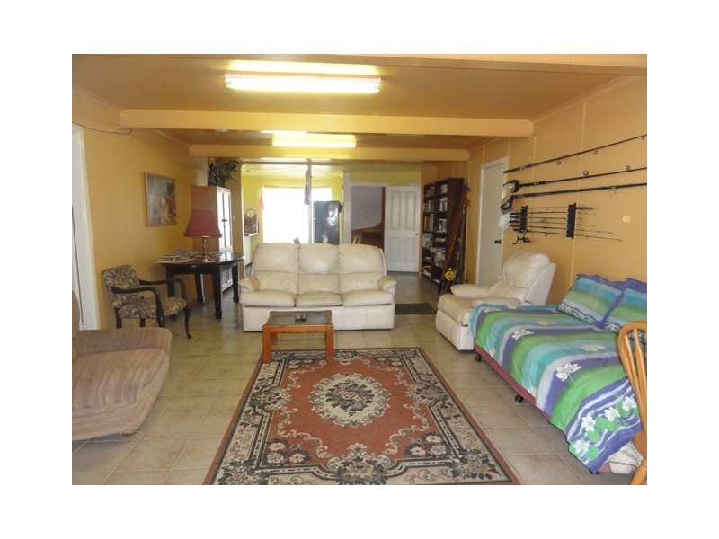 102 Rules Beach Rd, Rules Beach QLD 4674