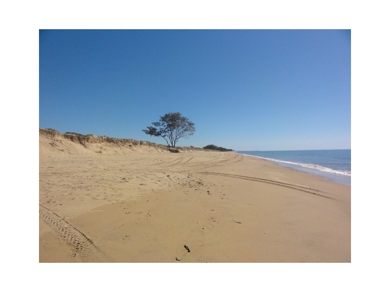 102 Rules Beach Rd, Rules Beach QLD 4674