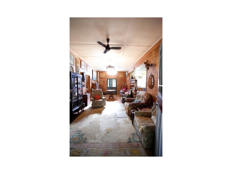 927 Round Hill, Agnes Water QLD 4677