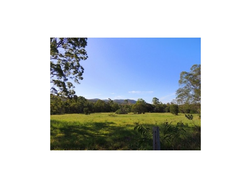 927 Round Hill, Agnes Water QLD 4677