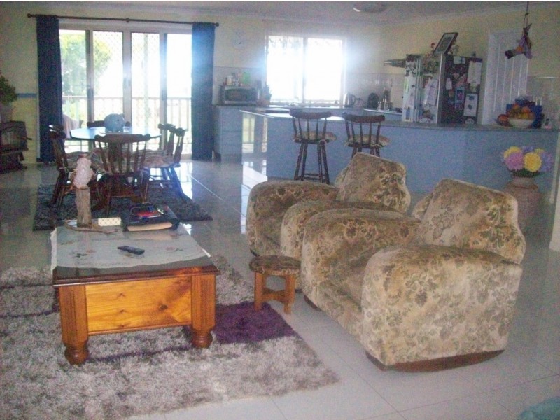 Buxton QLD 4660