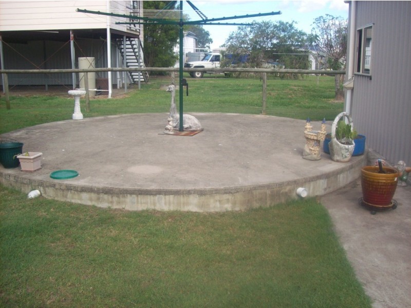 Buxton QLD 4660