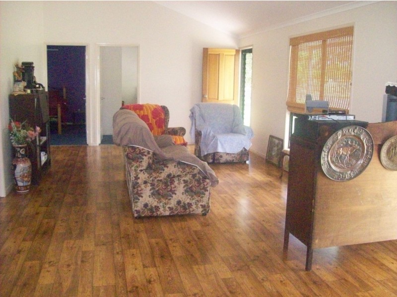 Buxton QLD 4660