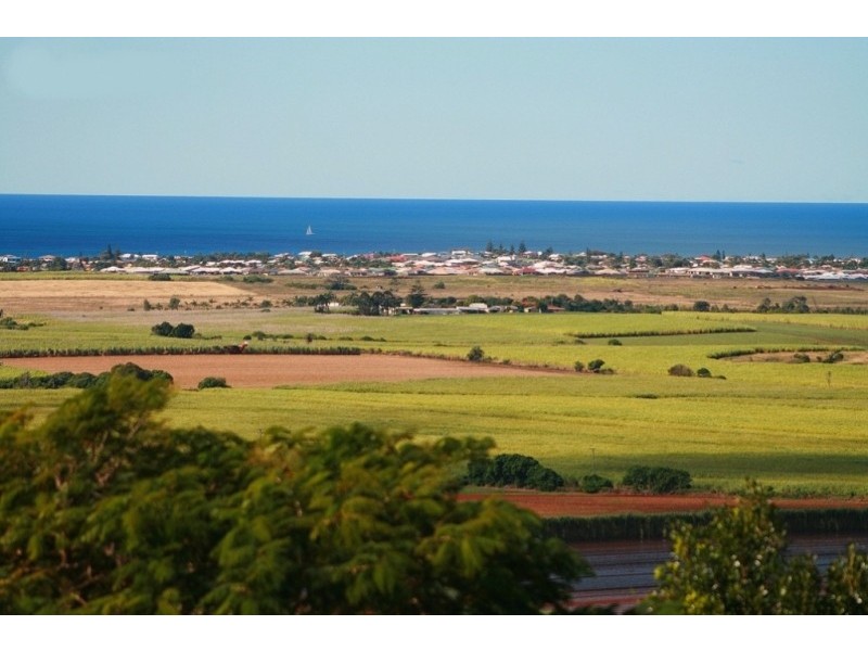 L1-14 Hilltop Ave, Qunaba QLD 4670