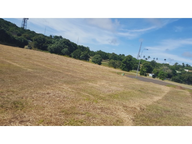 L1-14 Hilltop Ave, Qunaba QLD 4670