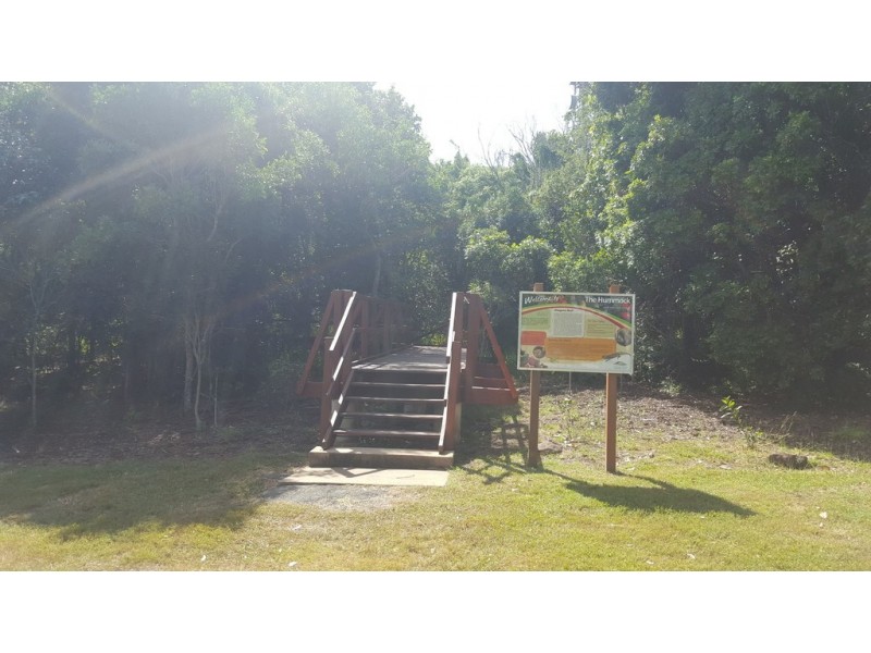 L1-14 Hilltop Ave, Qunaba QLD 4670