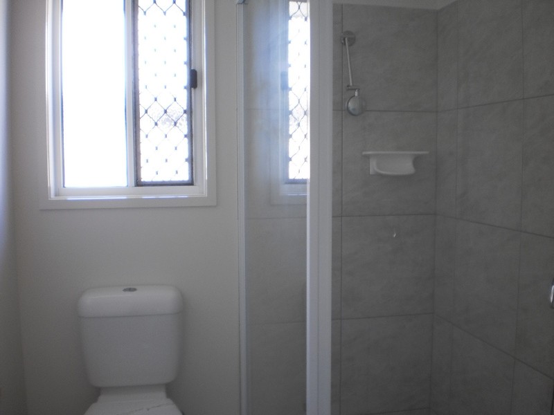 Avenell Heights QLD 4670