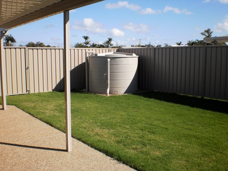 Avenell Heights QLD 4670