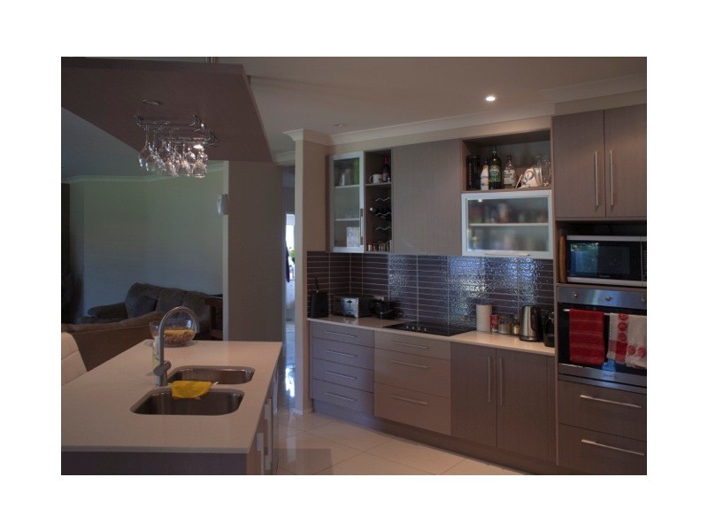 10 Amronel, Innes Park QLD 4670