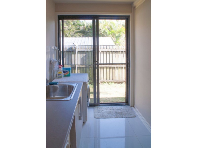 10 Amronel, Innes Park QLD 4670