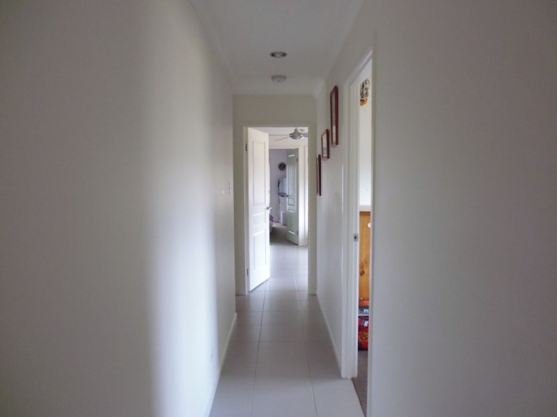 27 Yalla Lane, Redridge QLD 4660