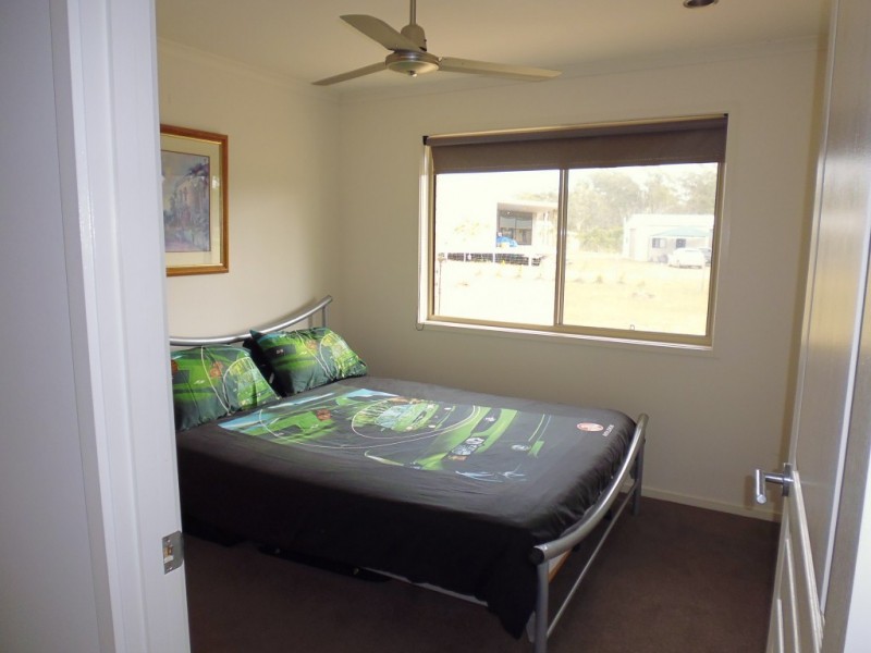 27 Yalla Lane, Redridge QLD 4660