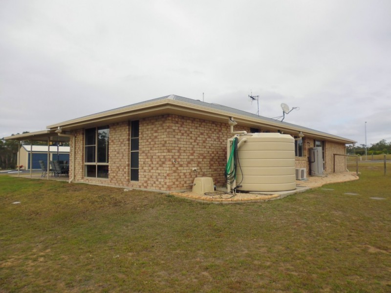27 Yalla Lane, Redridge QLD 4660