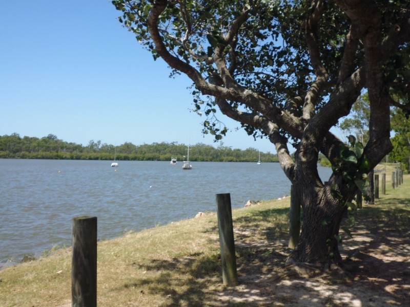 Buxton QLD 4660