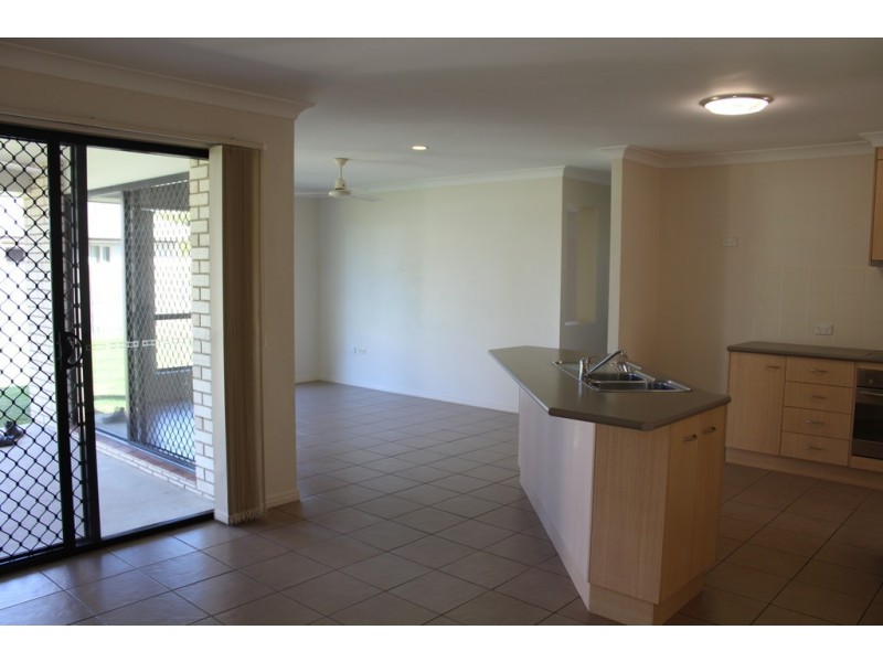 9 Hopton Place, Bundaberg North QLD 4670