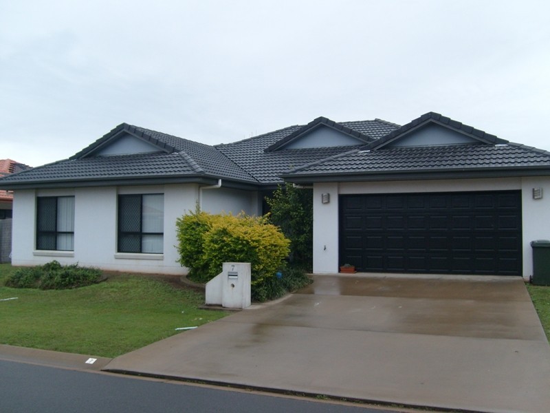 Coral Cove QLD 4670