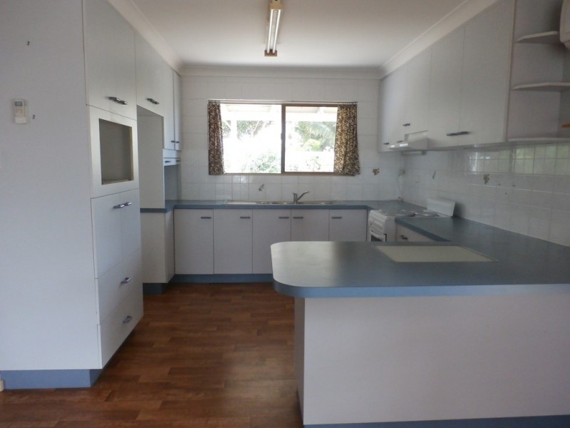 Moore Park Beach QLD 4670