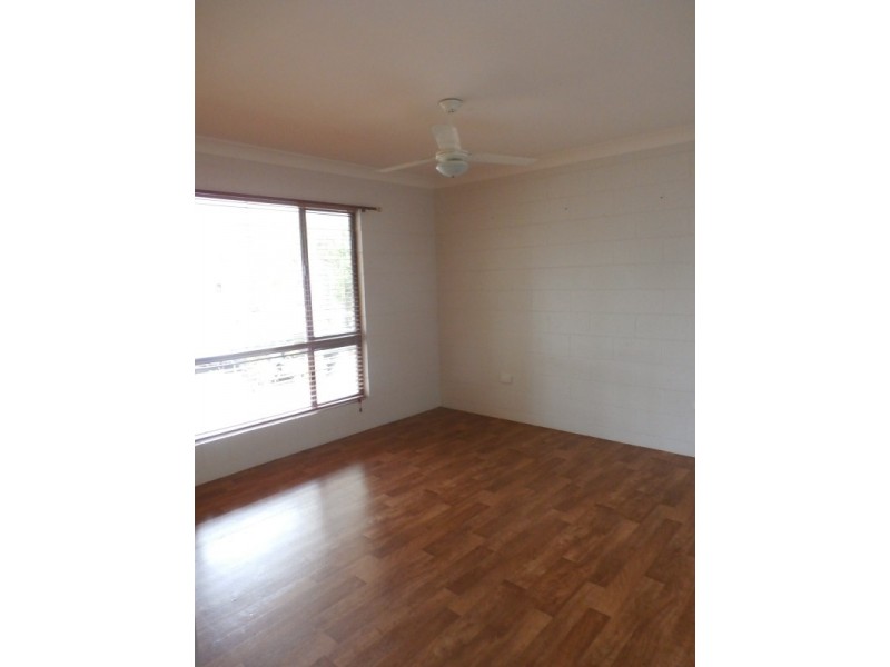 Moore Park Beach QLD 4670