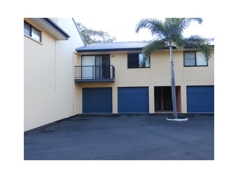 Moore Park Beach QLD 4670