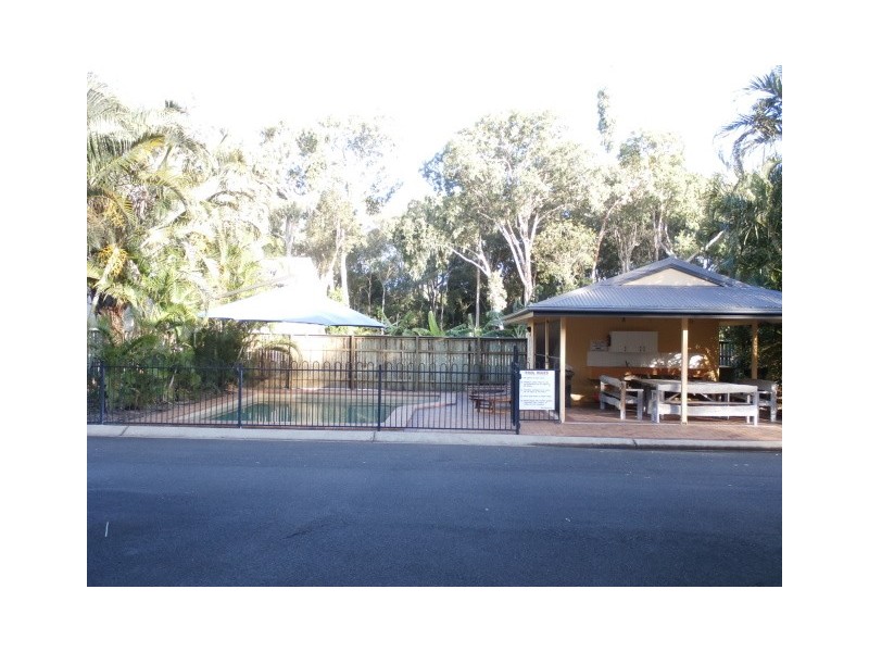 Moore Park Beach QLD 4670